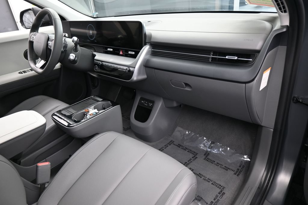 Used 2025 Hyundai Ioniq 5 SEL RWD image 50