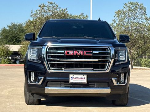 Used 2022 GMC Yukon SLT w/ SLT Premium Package RWD image 2