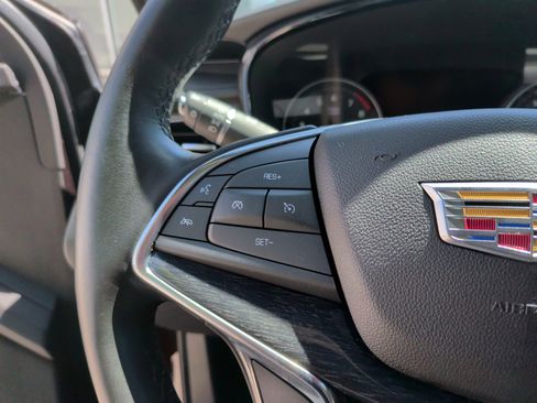 Used 2021 Cadillac XT5 Premium Luxury FWD image 16
