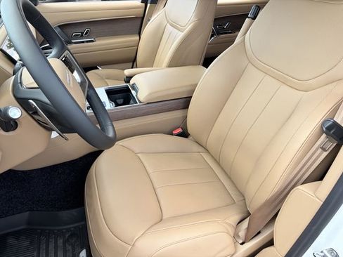 New 2026 Land Rover Range Rover SE image 6