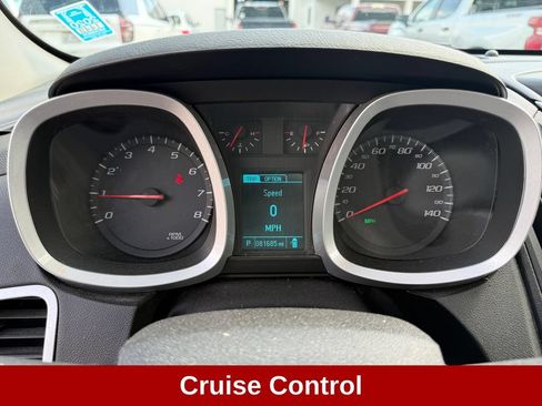 Used 2017 Chevrolet Equinox LT AWD/4WD image 16