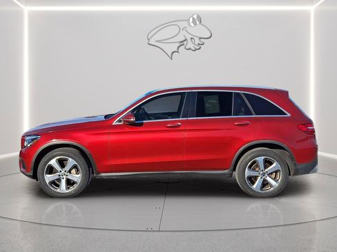 Used 2019 Mercedes-Benz GLC 300 4MATIC image 7