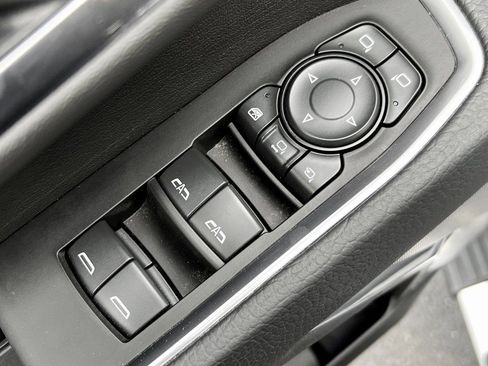 Used 2025 GMC Sierra 2500 Denali image 26