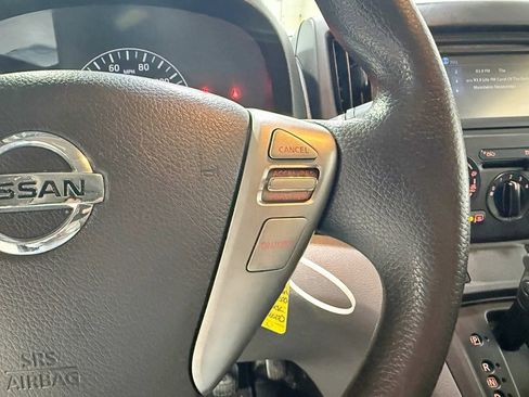Used 2019 Nissan NV200 SV w/ Navigation Package image 11