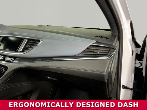 Used 2023 Buick Enclave Essence FWD image 25