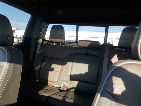 Certified 2025 GMC Sierra 1500 Denali w/ Denali Reserve Package image 29