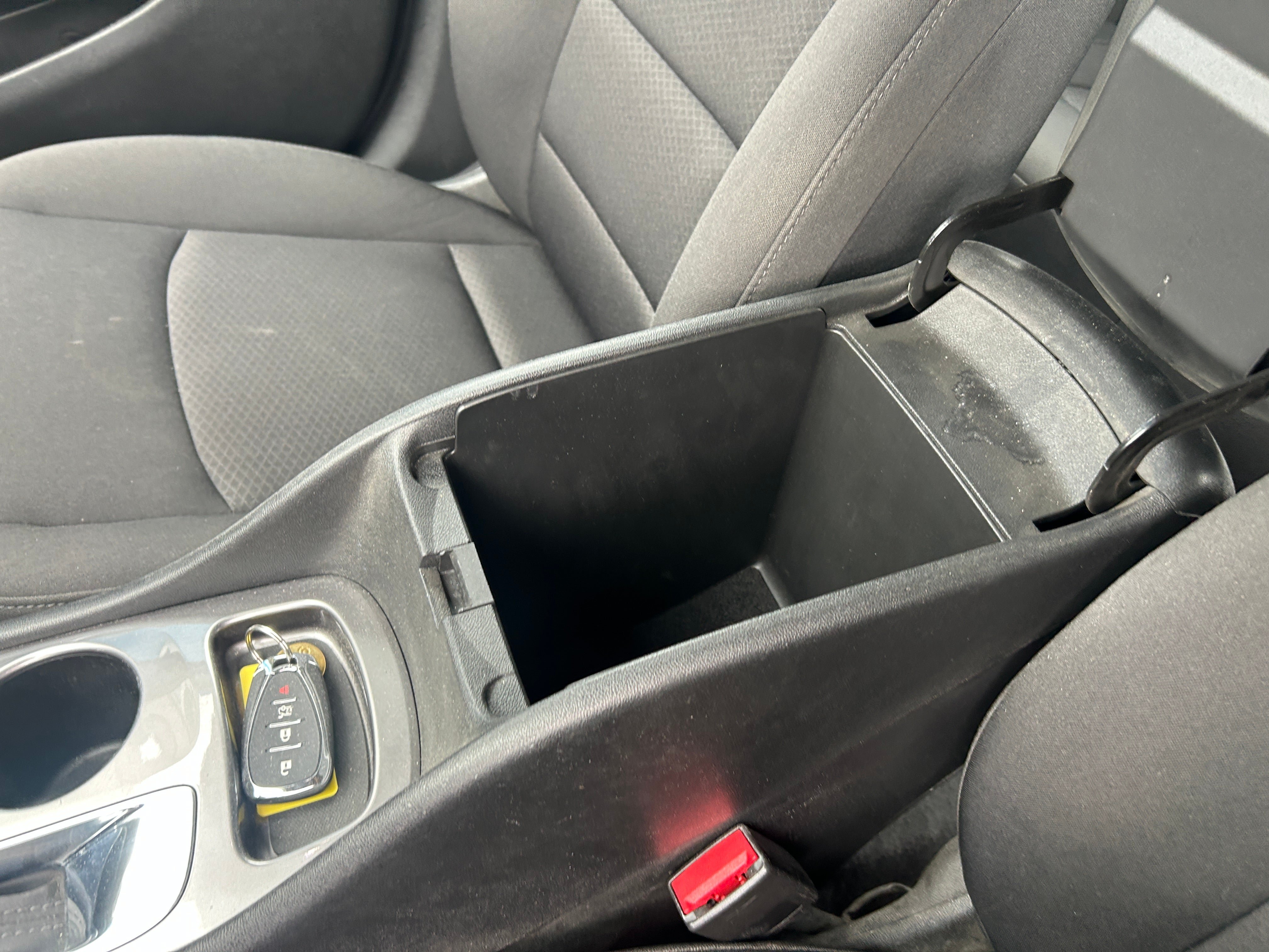 Used 2018 Chevrolet Malibu LS FWD image 24