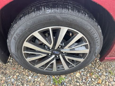 Used 2019 Subaru Legacy 2.5i Premium AWD/4WD image 9
