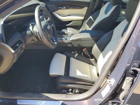 Used 2025 Cadillac CT5 Sport RWD image 6