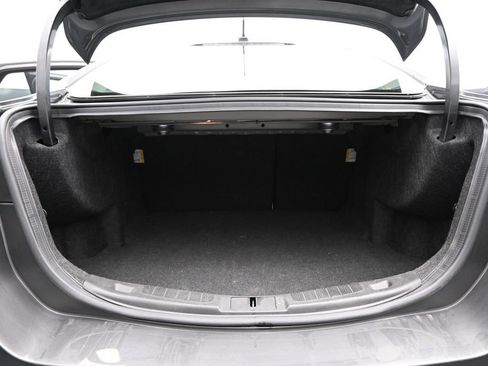 Used 2016 Ford Fusion SE FWD image 24