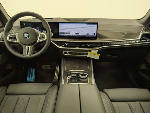 New 2026 BMW X5 M60i image 17