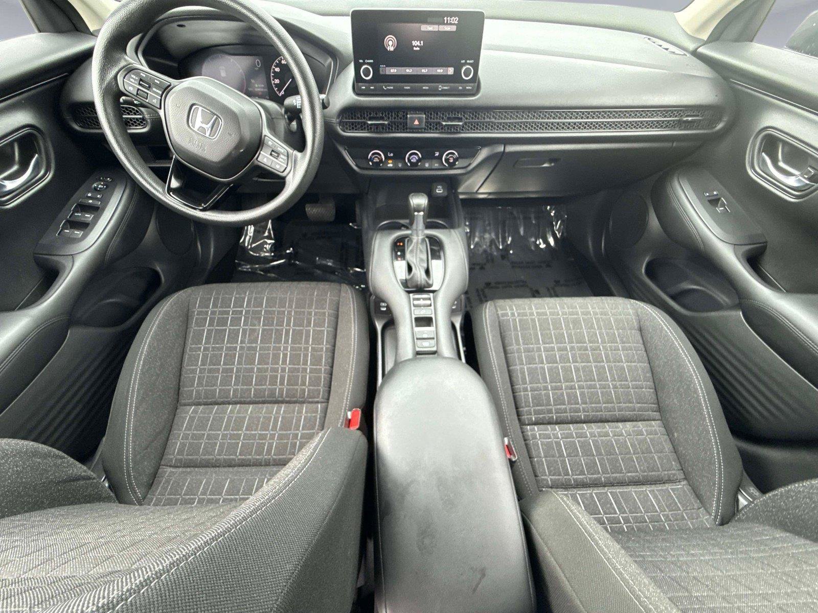 Certified 2025 Honda HR-V LX image 15