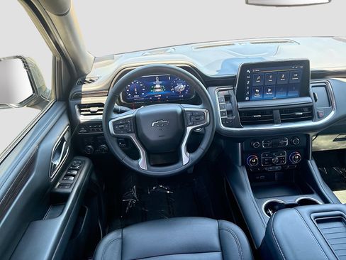 Used 2024 Chevrolet Tahoe Z71 w/ Z71 Off-Road Package AWD/4WD image 23