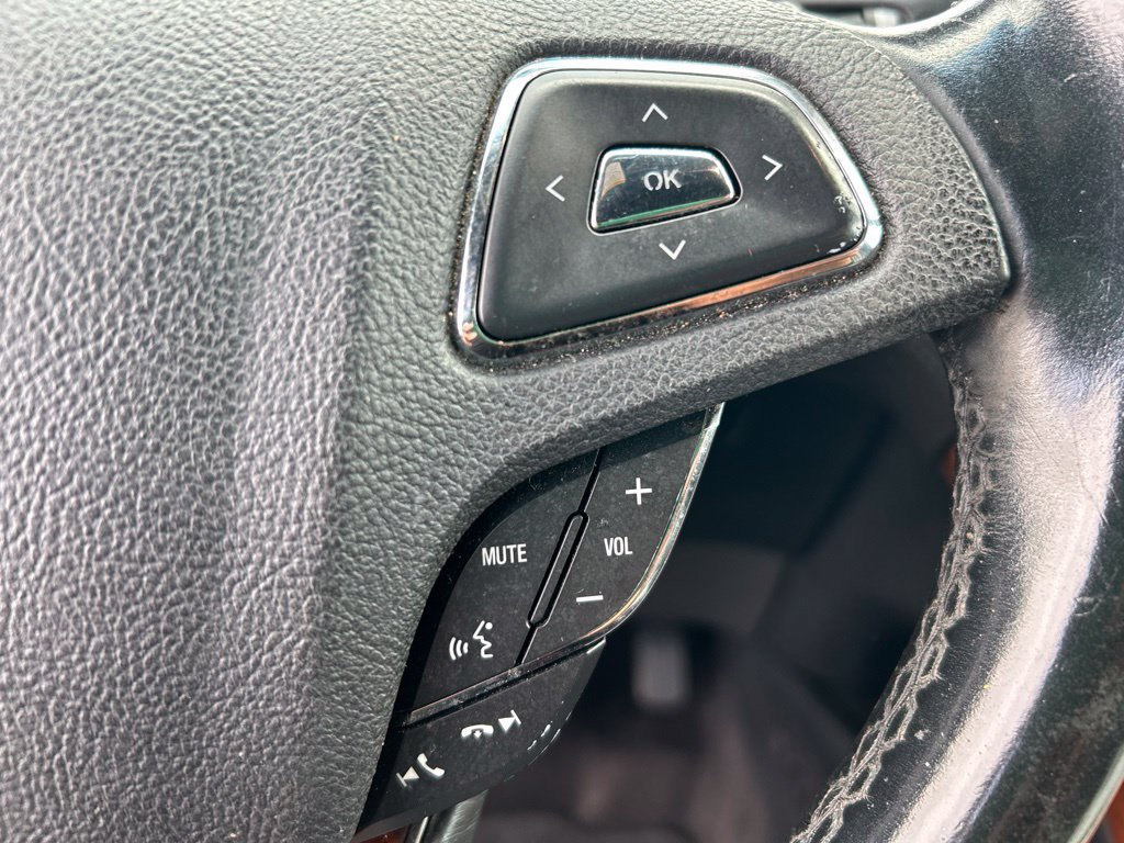 Used 2016 Lincoln MKX Select w/ Select Plus Package FWD image 19