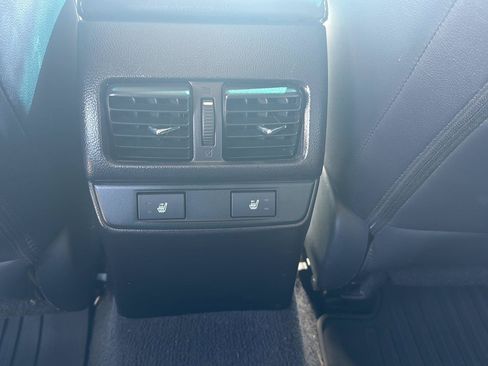 Used 2017 Subaru Outback 2.5i Limited w/ Popular Package #5 AWD/4WD image 8