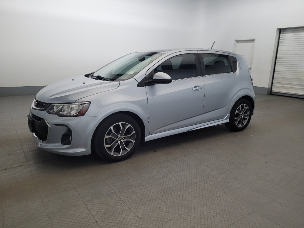 Used 2017 Chevrolet Sonic LT FWD image 2