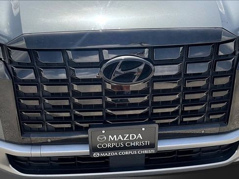 Used 2024 Hyundai Palisade SEL FWD image 34