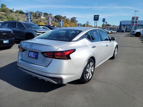 Used 2023 Nissan Altima 2.5 S image 8