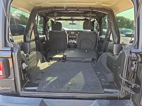 Used 2021 Jeep Wrangler Unlimited Sport AWD/4WD image 83