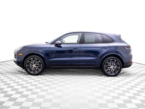 New 2026 Porsche Cayenne image 2
