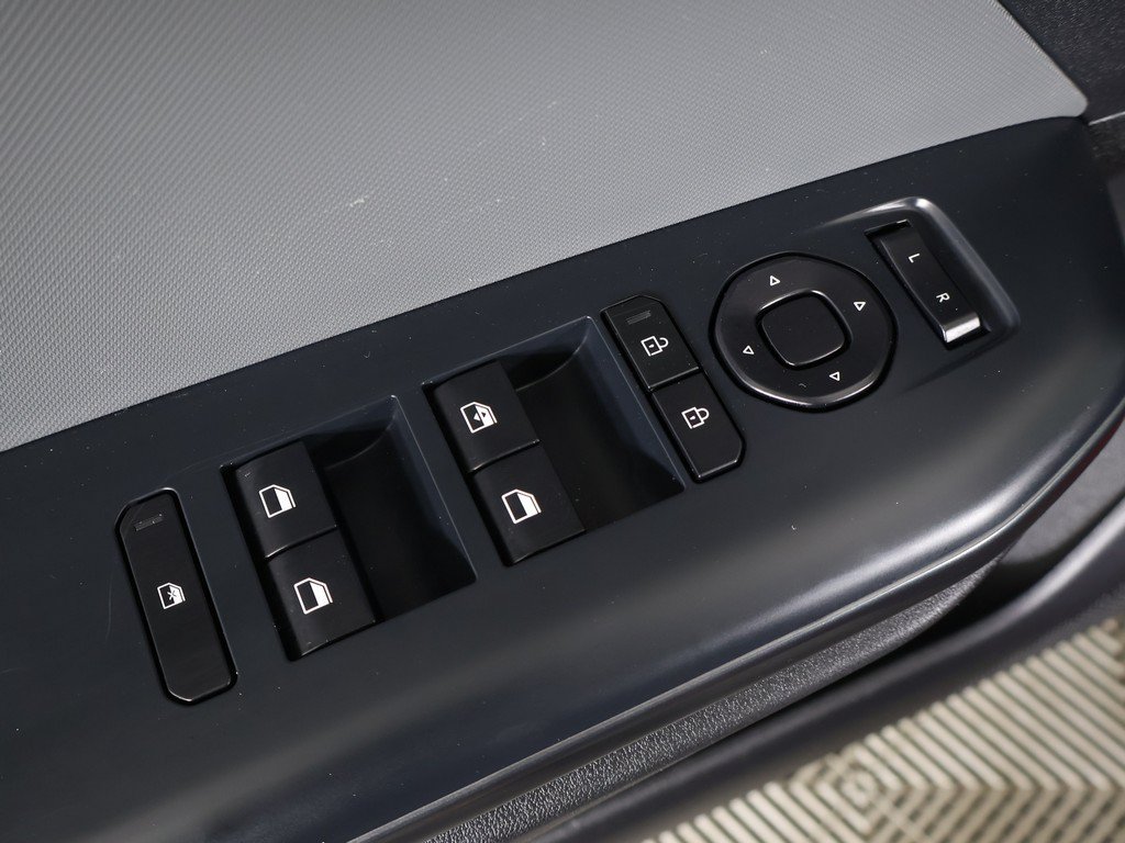 Used 2025 Kia K4 FWD image 35