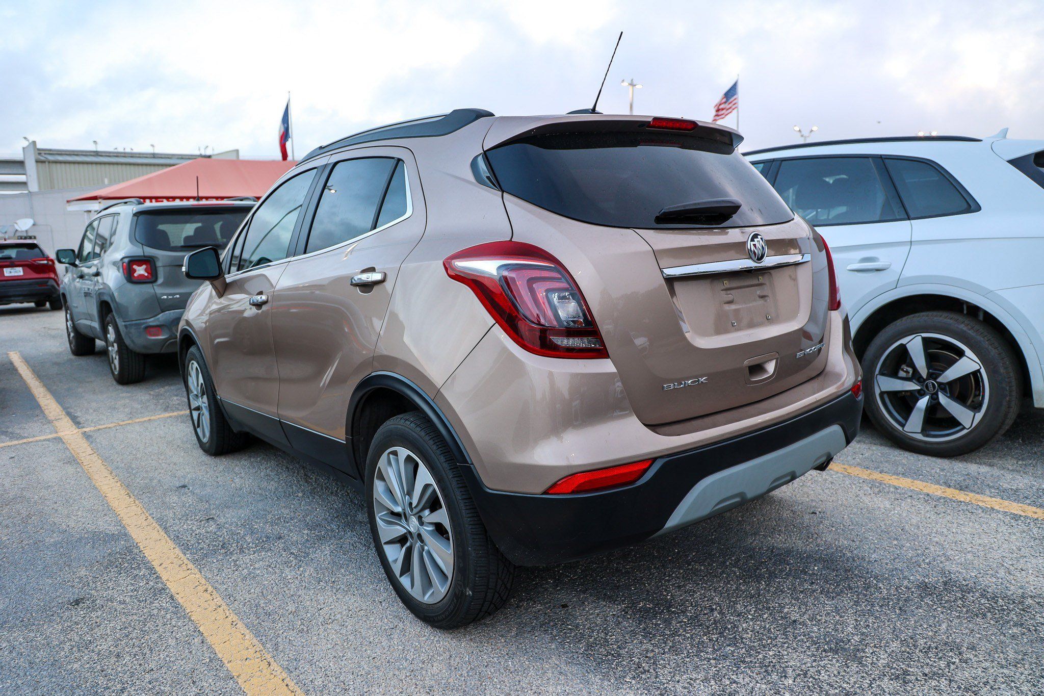 Used 2018 Buick Encore Preferred FWD image 8