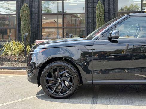 Used 2023 Land Rover Range Rover Sport SE AWD/4WD image 10