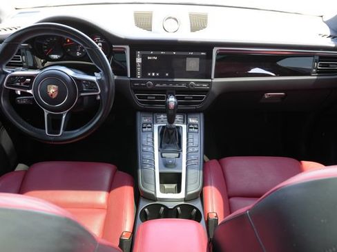Used 2019 Porsche Macan AWD/4WD image 19