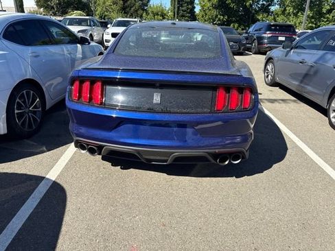 Used 2016 Ford Mustang Shelby GT350 w/ Technology Package RWD image 3