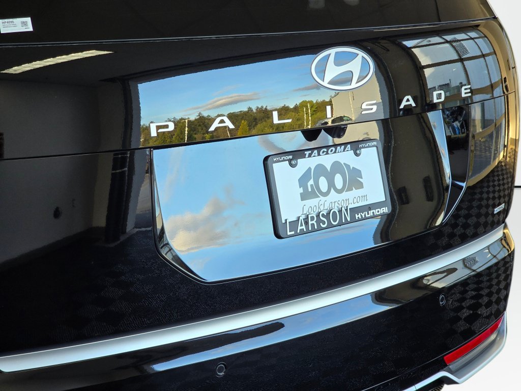 Used 2026 Hyundai Palisade Calligraphy AWD/4WD image 13