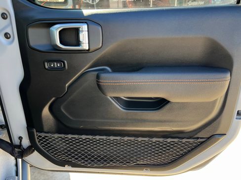 Used 2021 Jeep Wrangler Unlimited Rubicon image 23