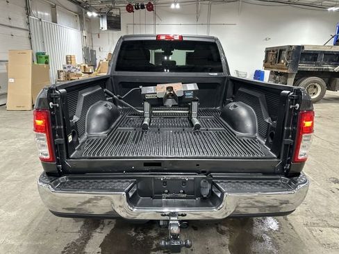 Used 2019 RAM 2500 Big Horn image 23