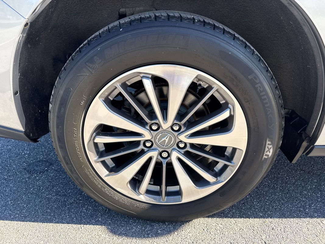 Used 2017 Acura RDX w/ Advance Package AWD/4WD image 32