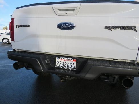 Used 2017 Ford F150 Raptor w/ Equipment Group 802A Luxury image 15