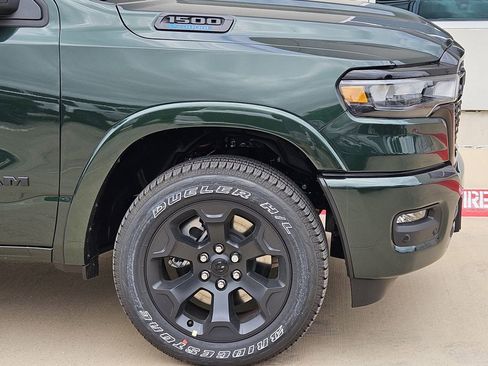 New 2026 RAM 1500 4x4 Crew Cab image 6