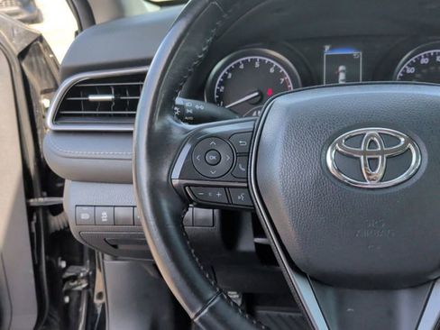 Used 2023 Toyota Camry SE FWD image 12