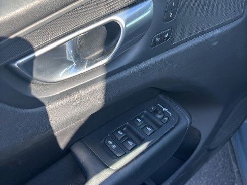 Used 2024 Volvo XC60 B5 Plus w/ Climate Package image 16