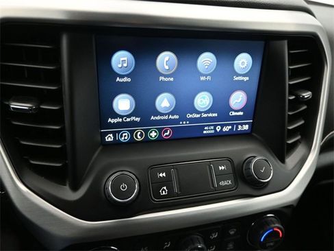 Used 2023 GMC Acadia SLE w/ Driver Convenience Package image 13