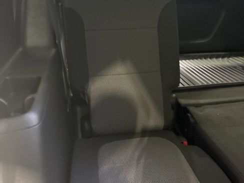 Used 2020 Chevrolet Traverse LT image 44