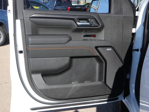 New 2026 GMC Sierra 1500 AT4 w/ AT4 Premium Package image 10