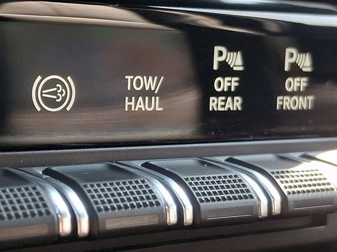 Used 2024 RAM 3500 Limited w/ Night Edition AWD/4WD image 23