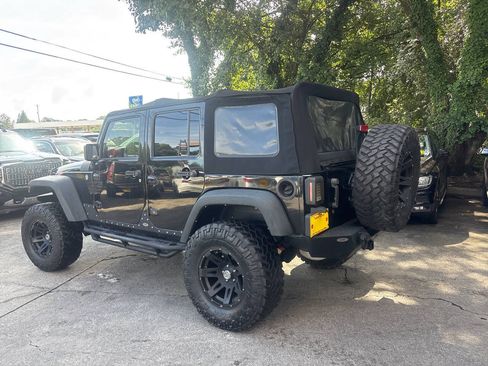 Used 2014 Jeep Wrangler Unlimited Sport w/ Quick Order Package 24S AWD/4WD image 7
