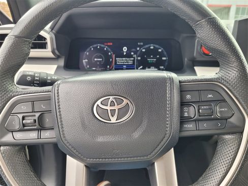 Used 2024 Toyota Tacoma TRD Off-Road image 21