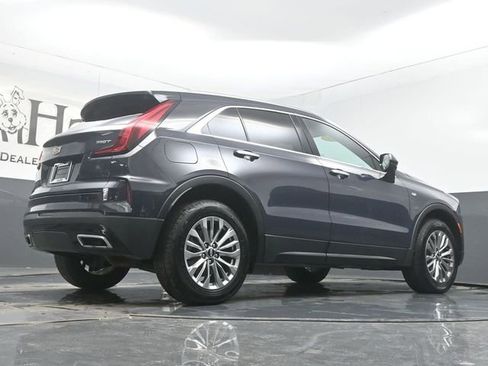 Used 2025 Cadillac XT4 Premium Luxury image 33