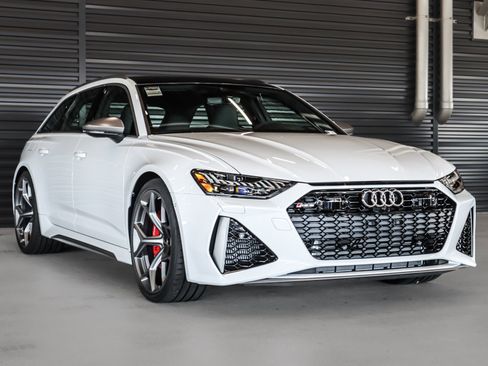 New 2025 Audi RS 6 performance image 12