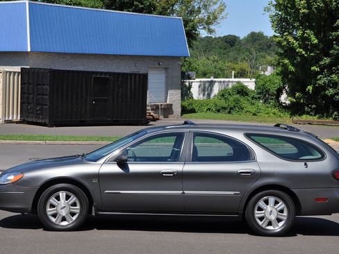 Used 2003 Ford Taurus SEL FWD image 4