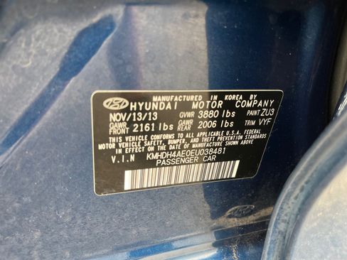 Used 2014 Hyundai Elantra SE w/ Option Group 02 FWD image 25