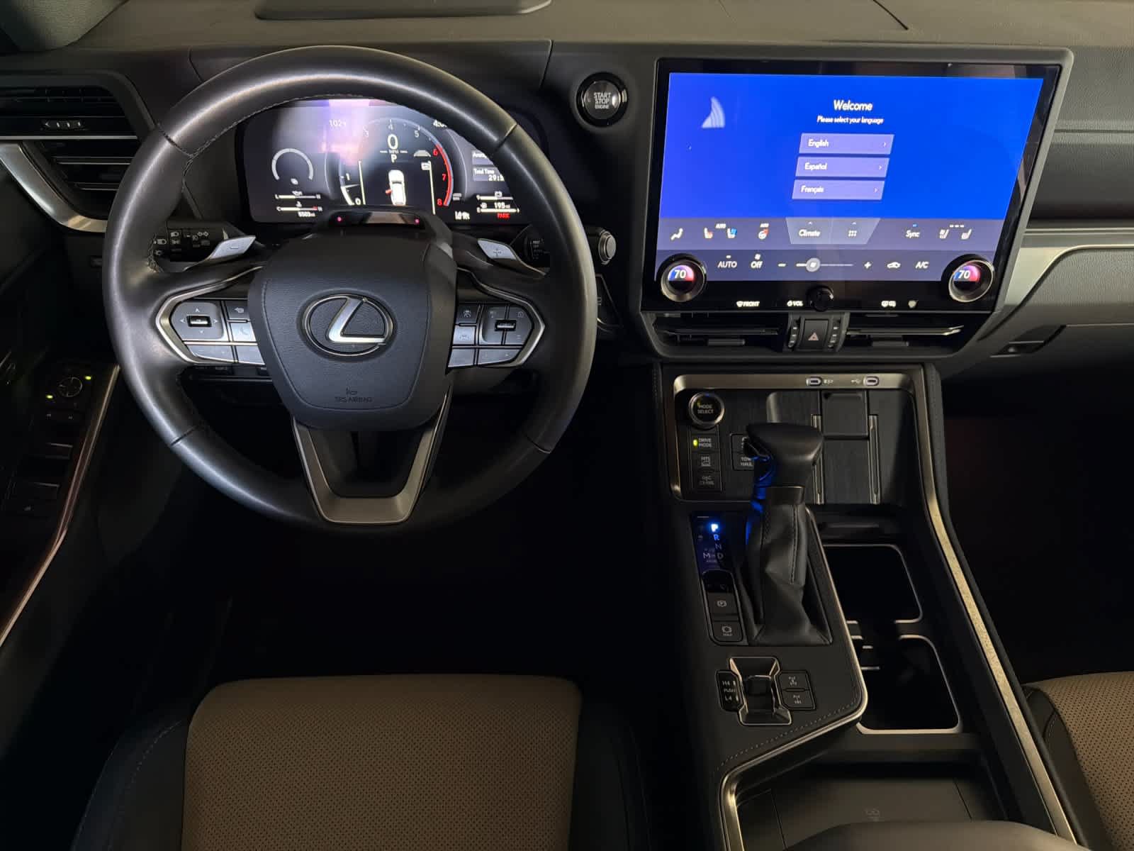 Used 2025 Lexus GX 550 w/ Accessory Package (32) AWD/4WD image 14
