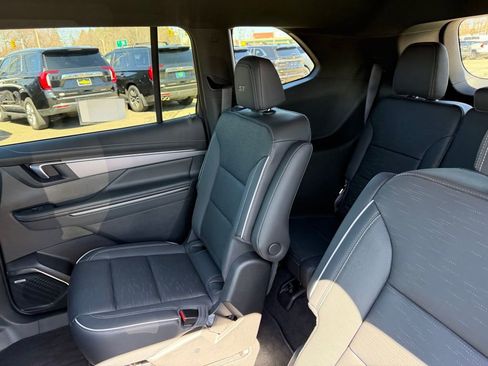 New 2025 Buick Enclave Sport Touring w/ Super Cruise Package image 11