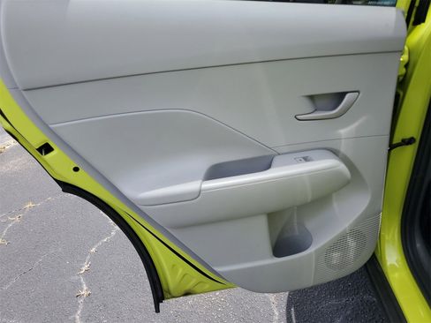 Used 2024 Hyundai Kona SEL w/ Convenience Package image 23